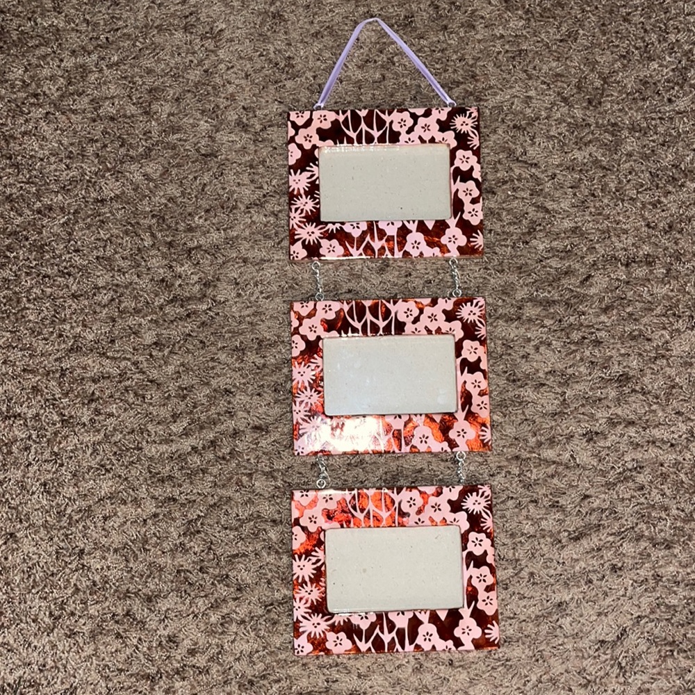 3-in-1 picture frame! 4x6 picture frame
